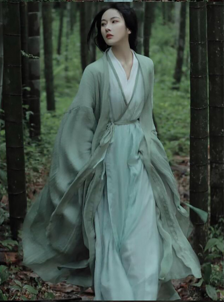 The light mint green Hanfu clothing